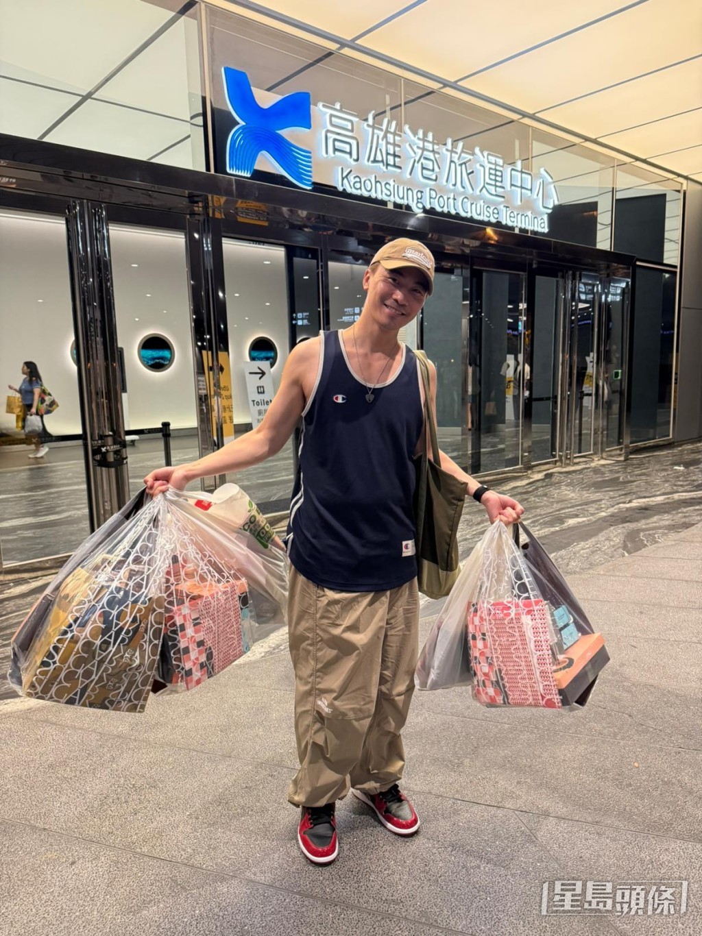 高雄滿載而歸。 高雄滿載而歸。