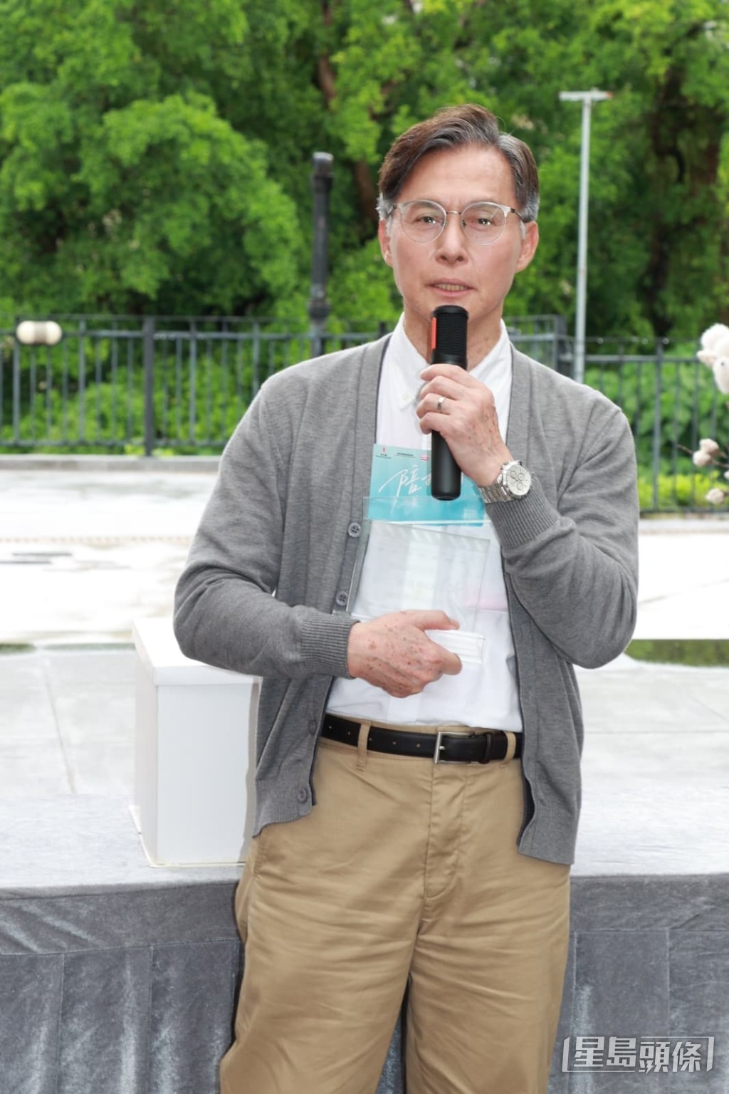 張國強50年第一次攞獎，希望憑住這獎可以帶更多作品給大家欣賞。