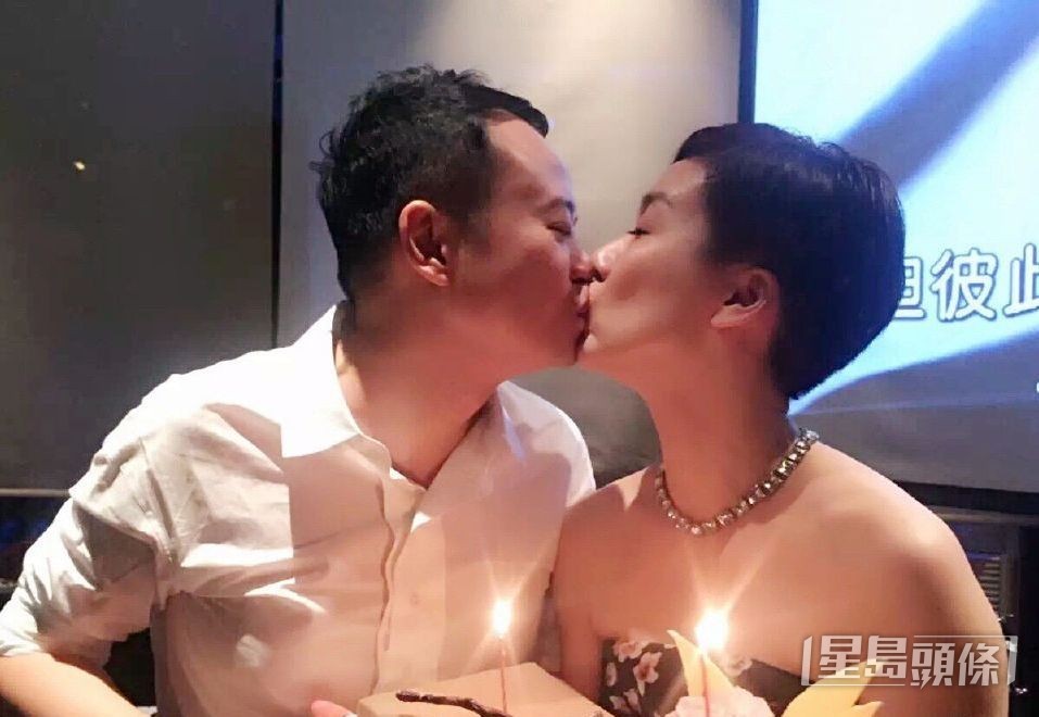 2016年江美儀與吳君如胞弟吳君祥協議離婚。 2016年江美儀與吳君如胞弟吳君祥協議離婚。