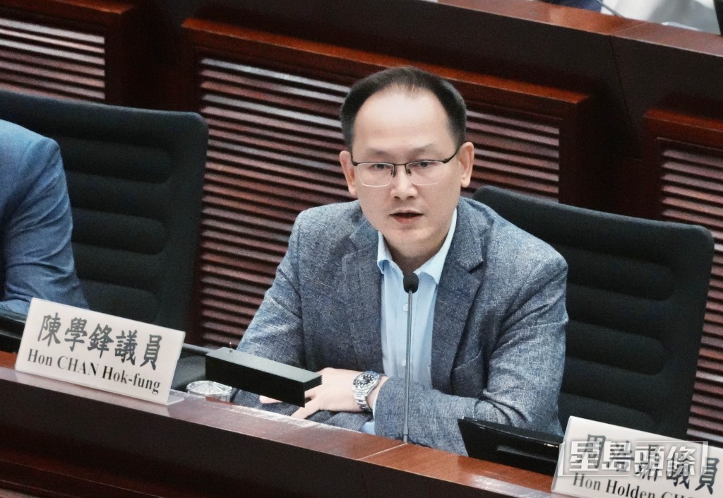 民建聯陳學鋒。