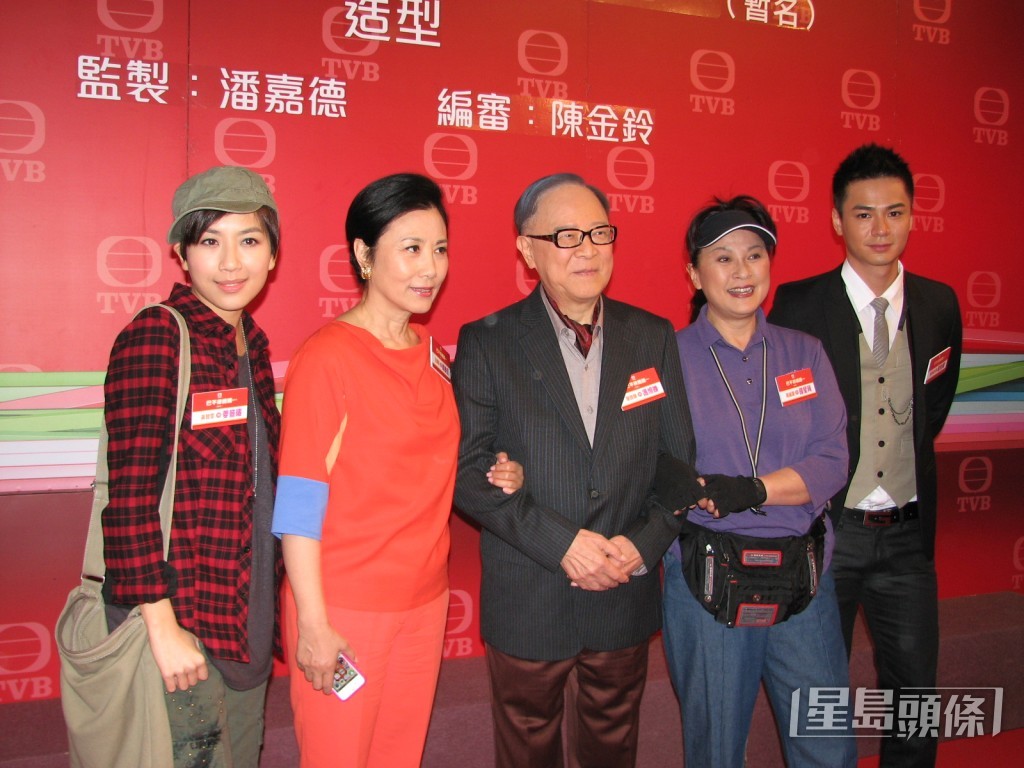 兩大花旦當時出席記者會。