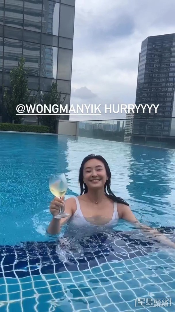 陳瀅回復窈窕身形後不時晒泳照。 陳瀅回復窈窕身形後不時晒泳照。
