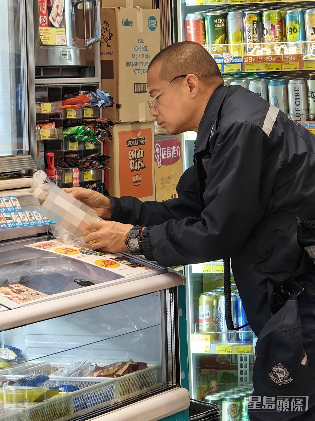 警員在場調查。