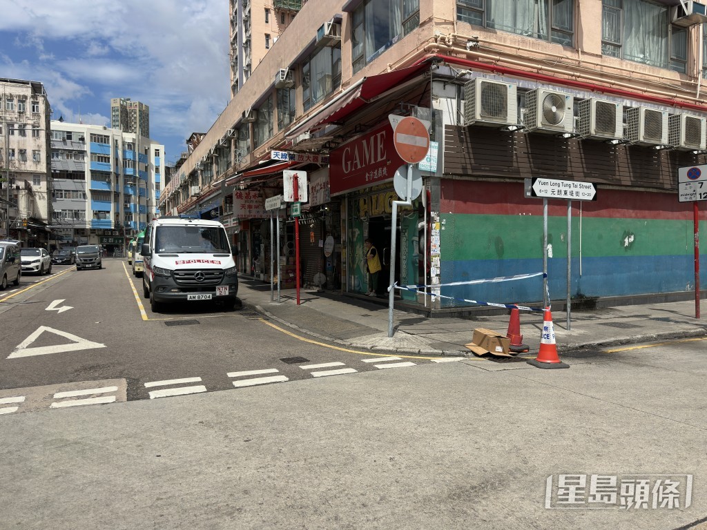 警員到場調查。梁國峰攝 警員到場調查。梁國峰攝