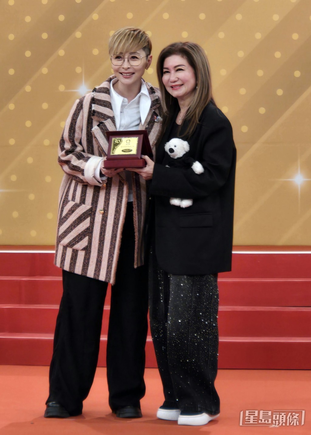 谭咏麟私生子隐居加拿大牛津学霸年薪百万搞加密货币不靠父荫