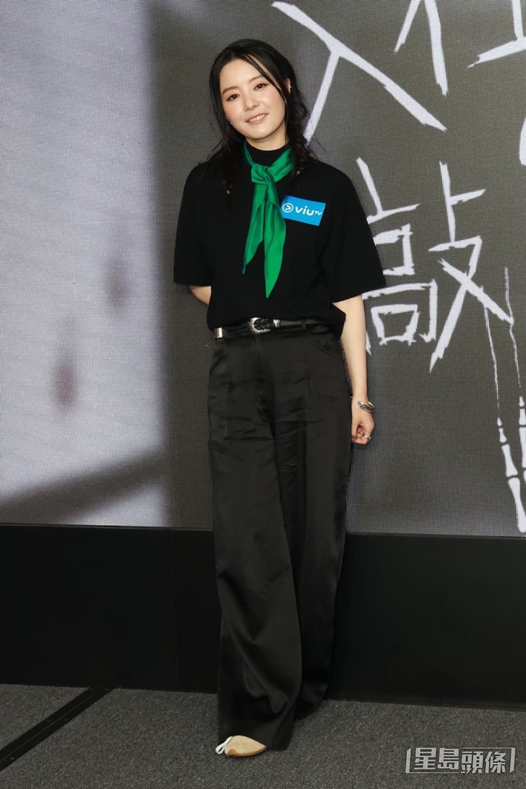 林千渟有靈異感應。 林千渟有靈異感應。