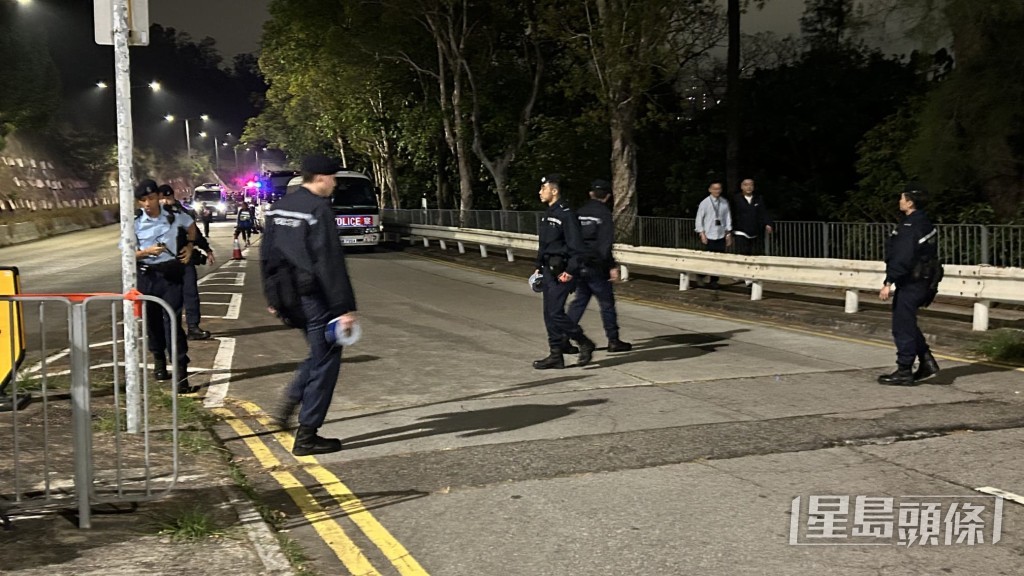 現場仍有警員把守及調查。蔡楚輝攝 現場仍有警員把守及調查。蔡楚輝攝