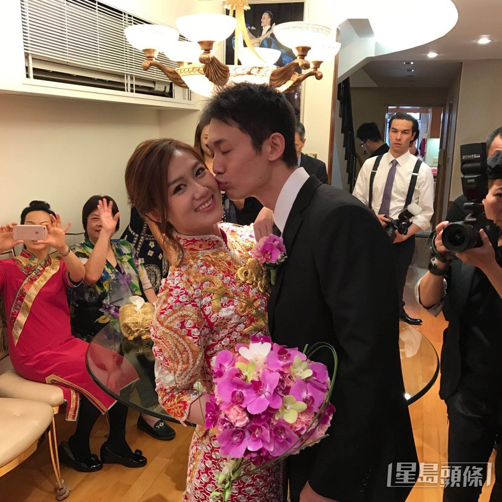 白雲曾與建築師江俊霖（Kelvin）有過一段婚姻。