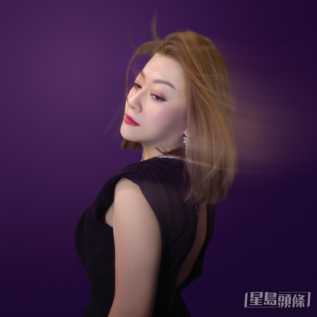李佳 李佳