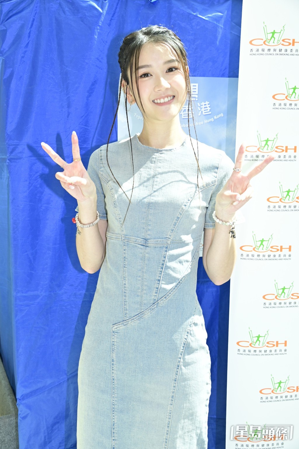 潘靜文好嘻哈的髮型。 潘靜文好嘻哈的髮型。