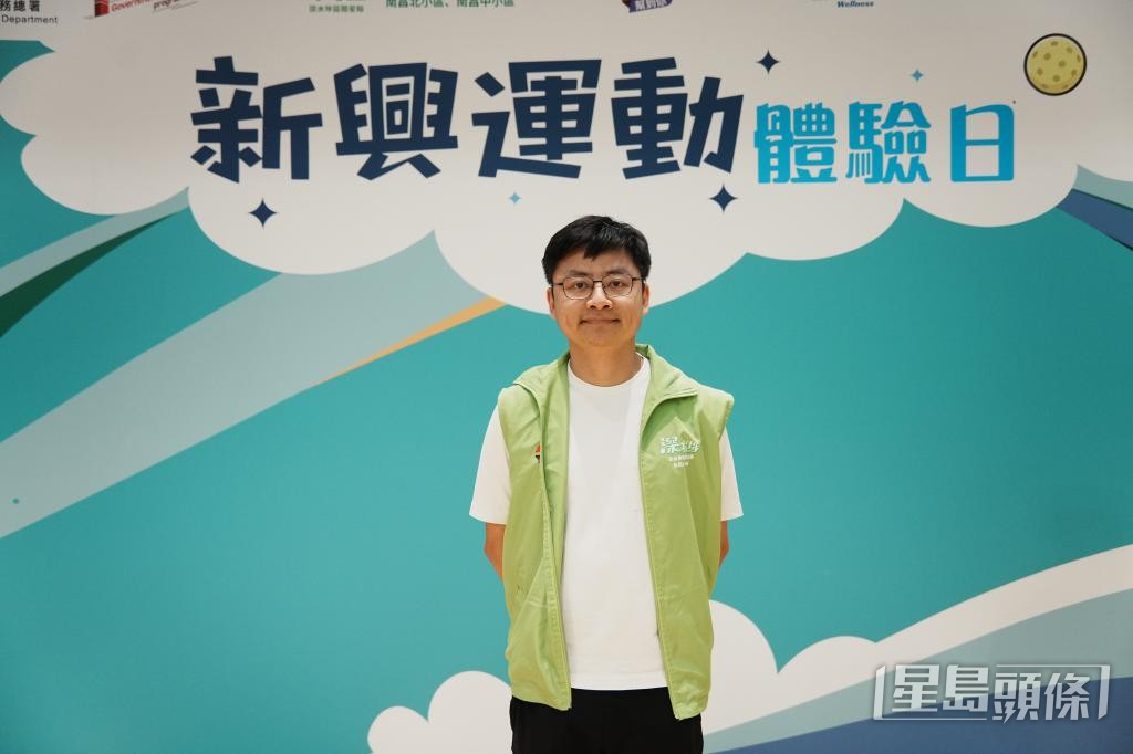 南昌北关爱队副队长朱晋科鼓励市民将运动习惯带回日常生活。 南昌北关爱队副队长朱晋科鼓励市民将运动习惯带回日常生活。