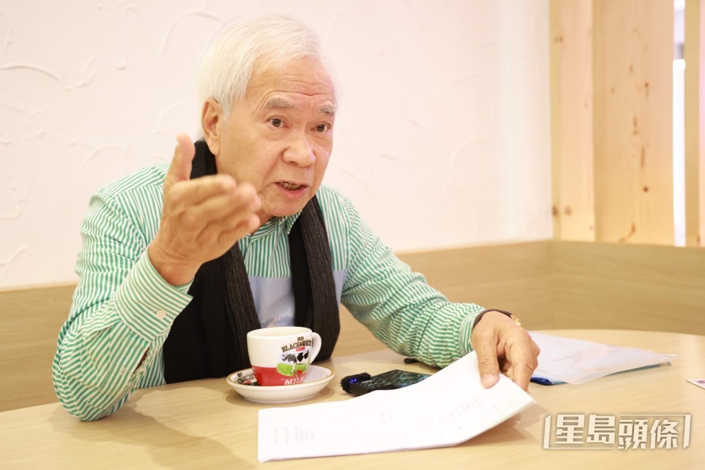 李龍基講得十分激動。