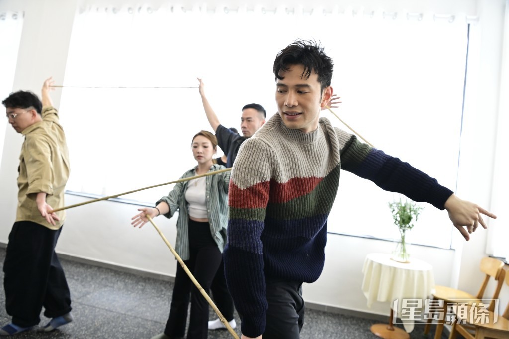 王梓轩在音乐剧《利玛窦》担任男主角。