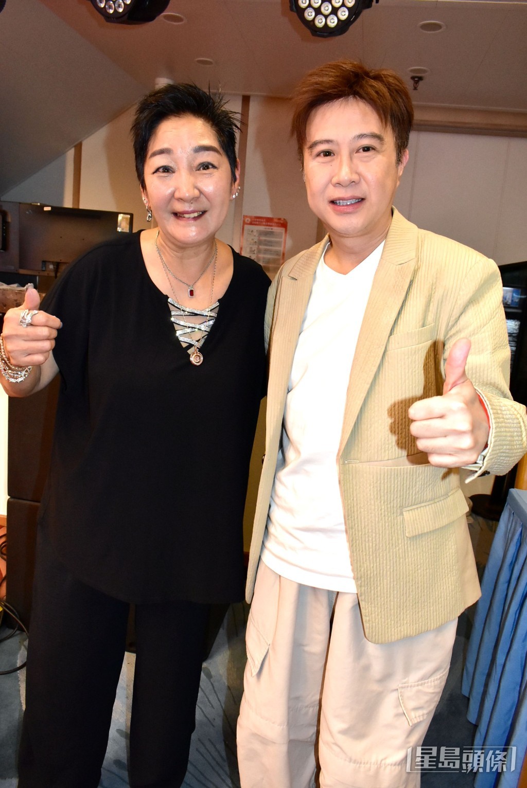 雪梨和經理人Chris。
