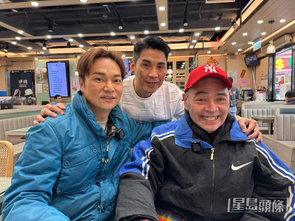 張偉文及方俊有fans。 張偉文及方俊有fans。