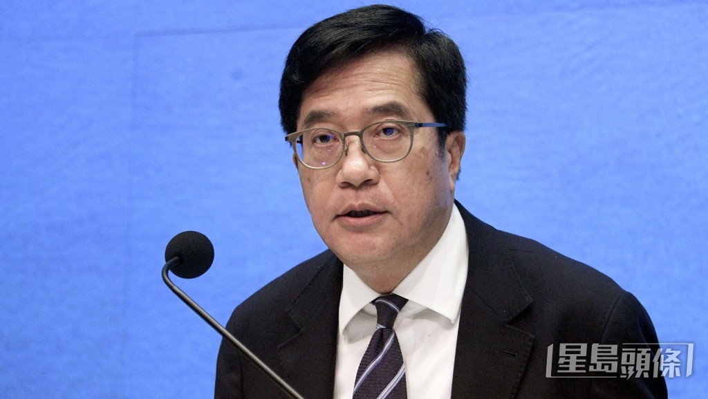財政司副司長黃偉綸日前公布大埔宏福苑長遠安置方案，將收購7座大廈業權。資料圖片