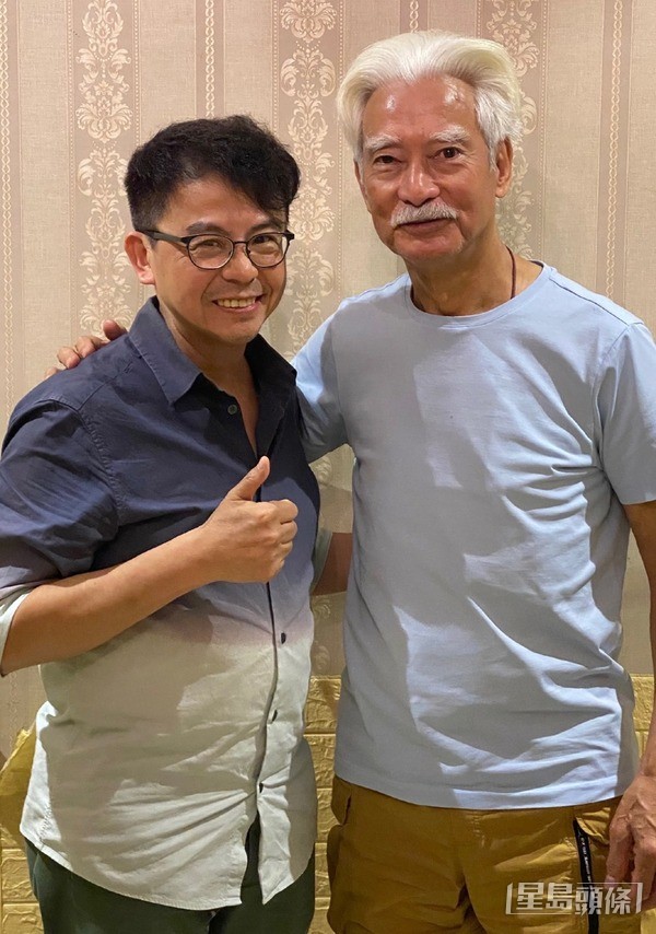 和黃一山保持聯絡。 和黃一山保持聯絡。