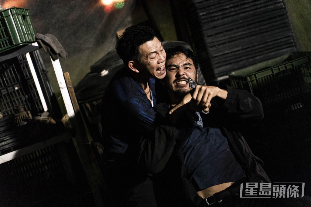 袁富華飾演香港仔，格衰又暴力，同陳桂林都有一場埋身肉搏。