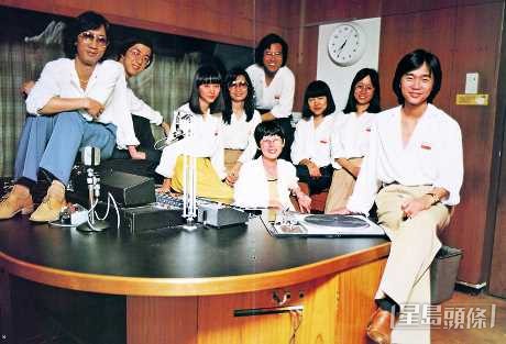 港台七十年代的《青春交響曲》，捧紅了區瑞強、吳錫輝、張文新、鄧藹霖(左三)。