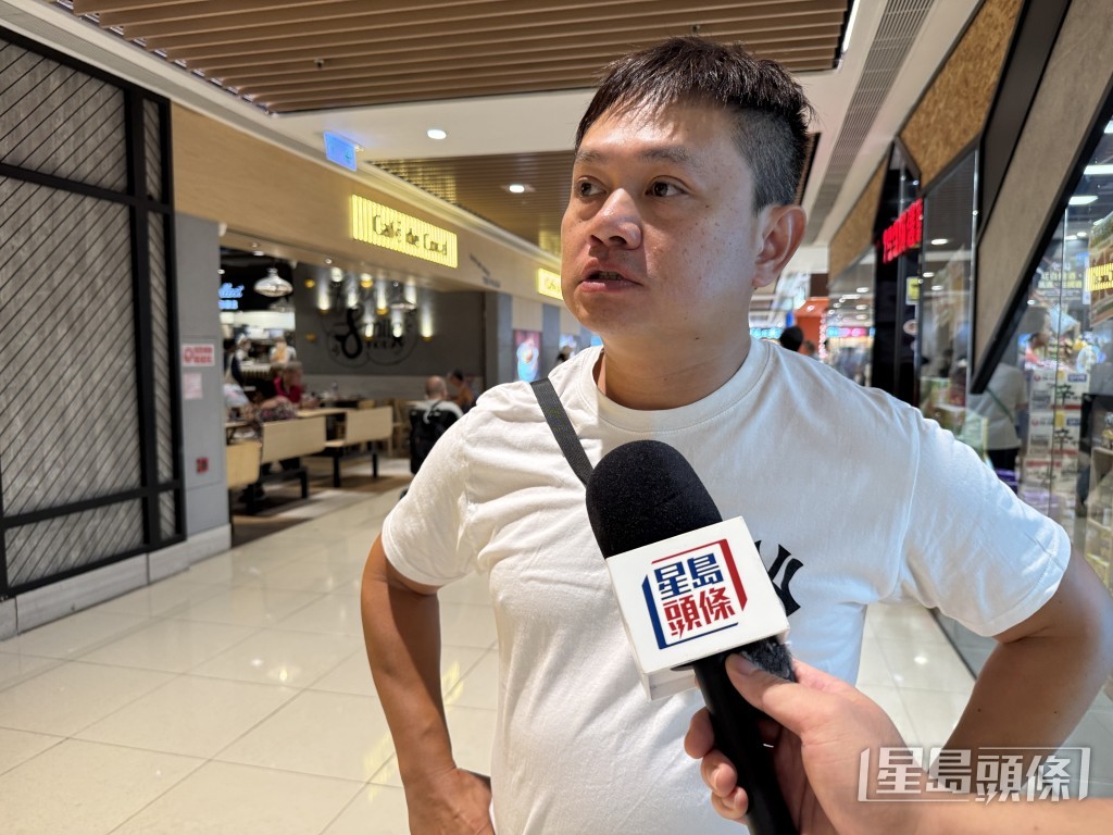 顏先生認為,逐步接納寵物共融是社會進步的體現,指大方向值得支持。 顏先生認為,逐步接納寵物共融是社會進步的體現,指大方向值得支持。