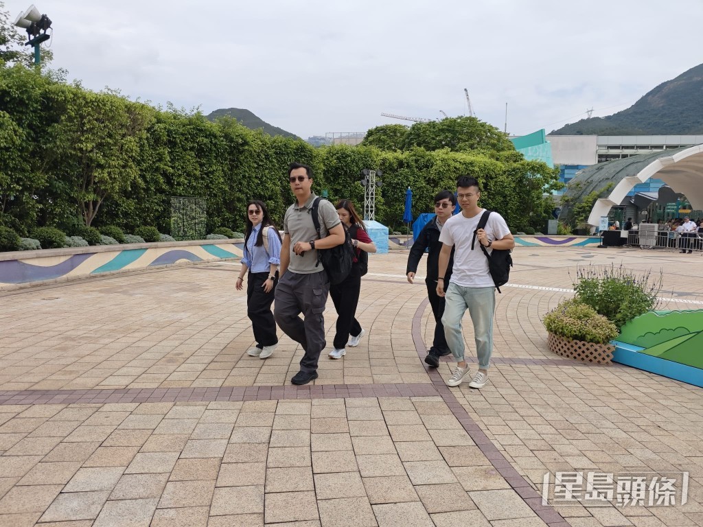 勞工處人員到場調查。 勞工處人員到場調查。