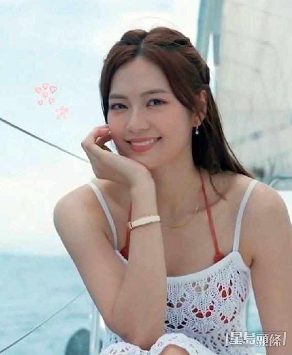 游嘉欣如鄰家女孩。