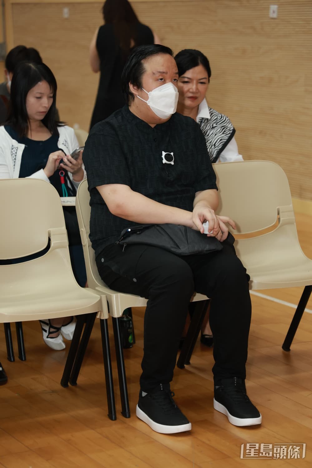 黎樹德神情哀傷。 黎樹德神情哀傷。