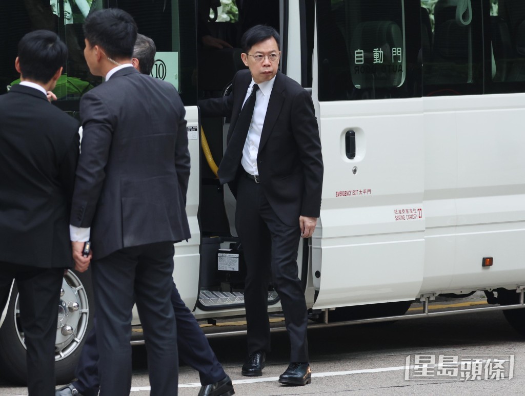 立法会内委会主席陈振英。 立法会内委会主席陈振英。