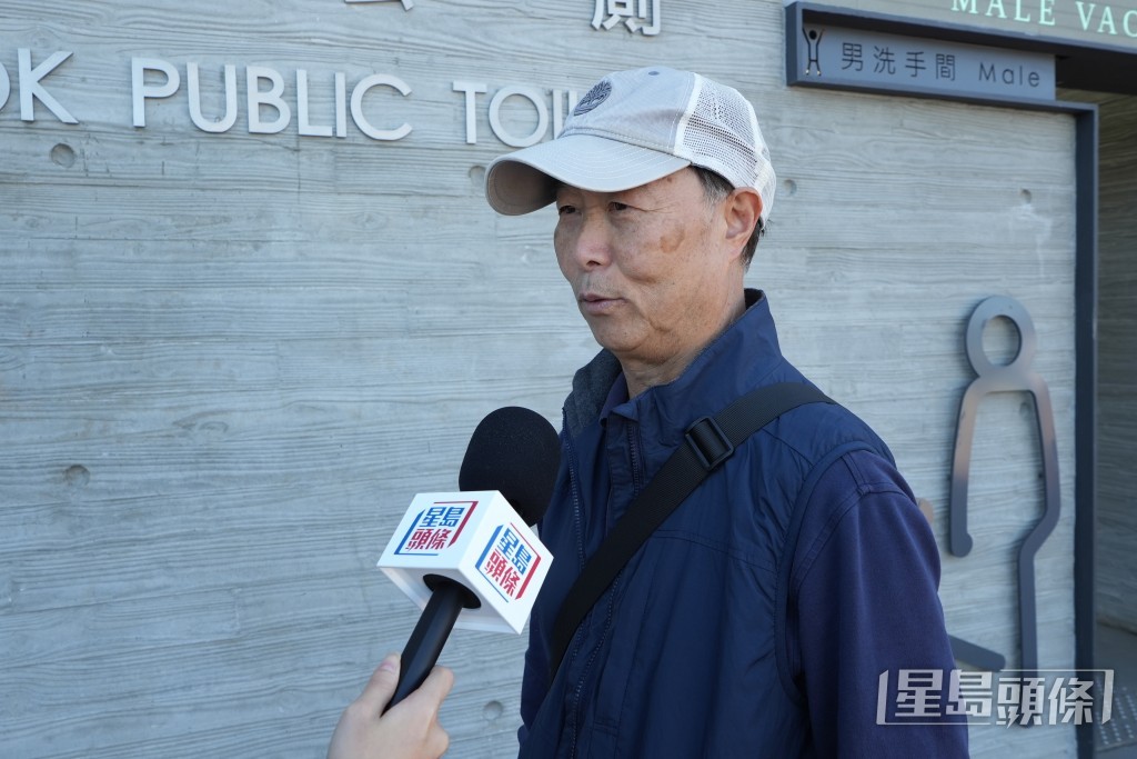 市民麥先生是第一次來此處，指洗手位有吹風機即時吹乾雙手，不會弄濕地面。劉駿軒攝