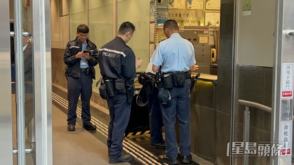 警員到場調查。楊偉亨攝