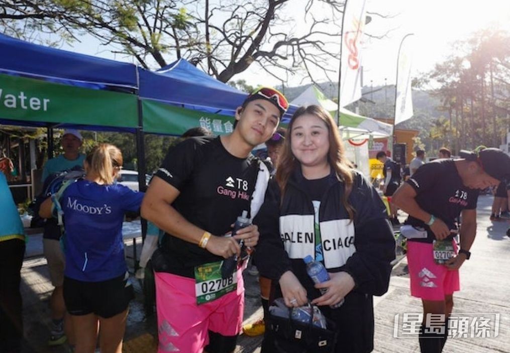 伍太Shirley真係好愛錫老公㗎。 伍太Shirley真係好愛錫老公㗎。
