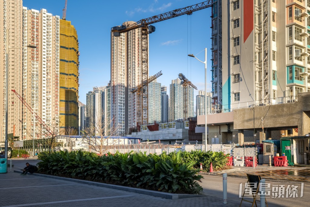 過去一年售出「居屋2024」下5個位處啟德、觀塘、油塘、東涌及屯門的新居屋發展項目，共7,132個單位。