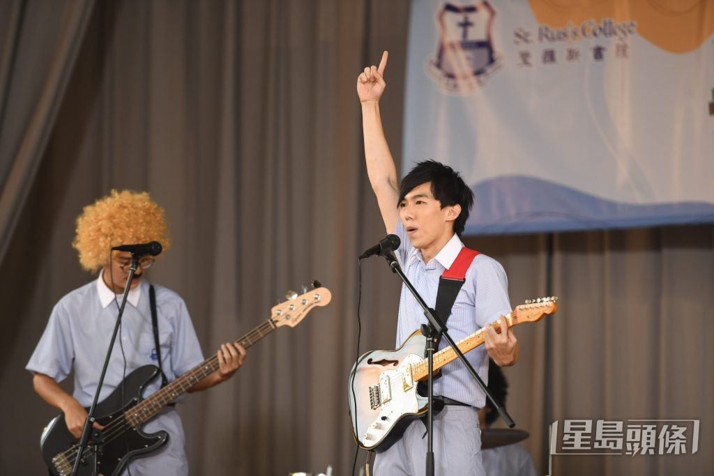 周寧拍電影《心裏美》認識《填詞L》副導演,因而有機會演中學風頭躉「William」。 周寧拍電影《心裏美》認識《填詞L》副導演,因而有機會演中學風頭躉「William」。