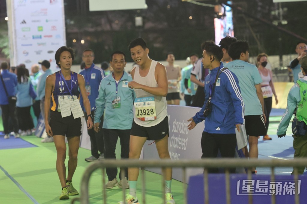 吳保錡今日（21日）在《渣打馬拉松2024》挑戰10公里組別。