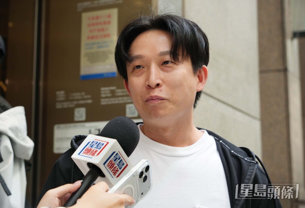 在中環上班的杜先生表示一旦中獎會辭職「唔撈」,到處旅遊。 在中環上班的杜先生表示一旦中獎會辭職「唔撈」,到處旅遊。