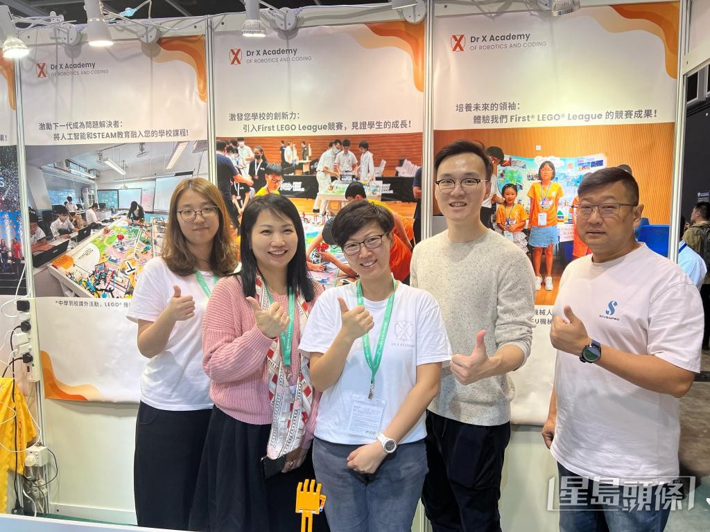 Dr X Academy的導師團隊擁有工程學學位及相關工作背景。 Dr X Academy的導師團隊擁有工程學學位及相關工作背景。