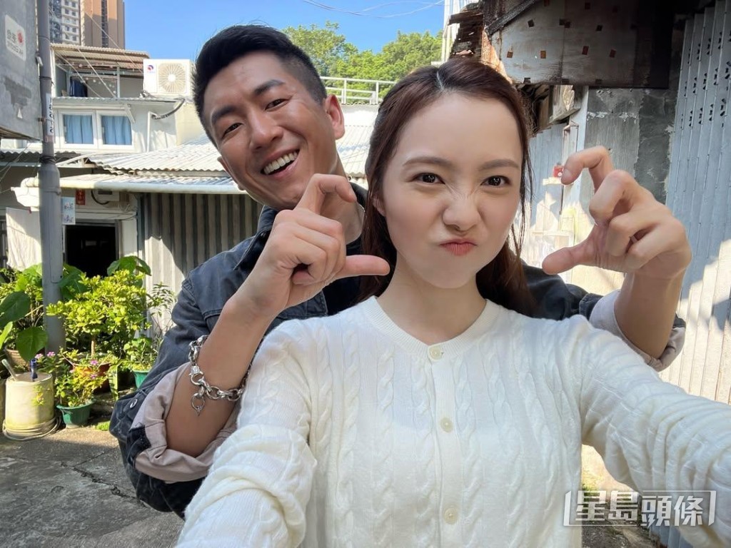 “铜B”、马贯东好夹。