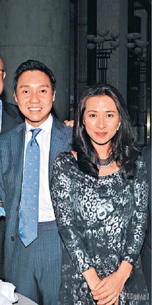 麥家琪2006年與大律師王國豪結婚。