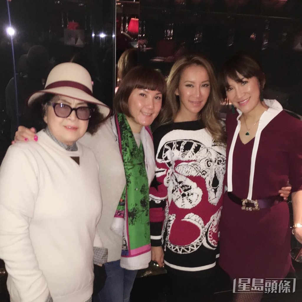 一家人關係好好。 一家人關係好好。