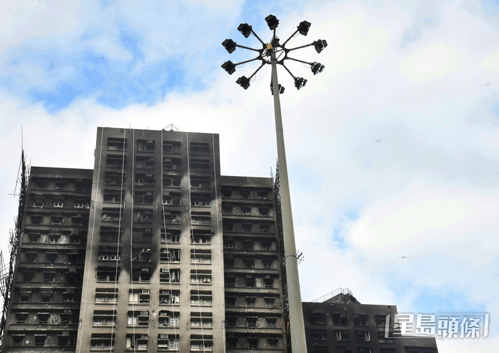 波及近2000個單位，其中1800個損毁嚴重。