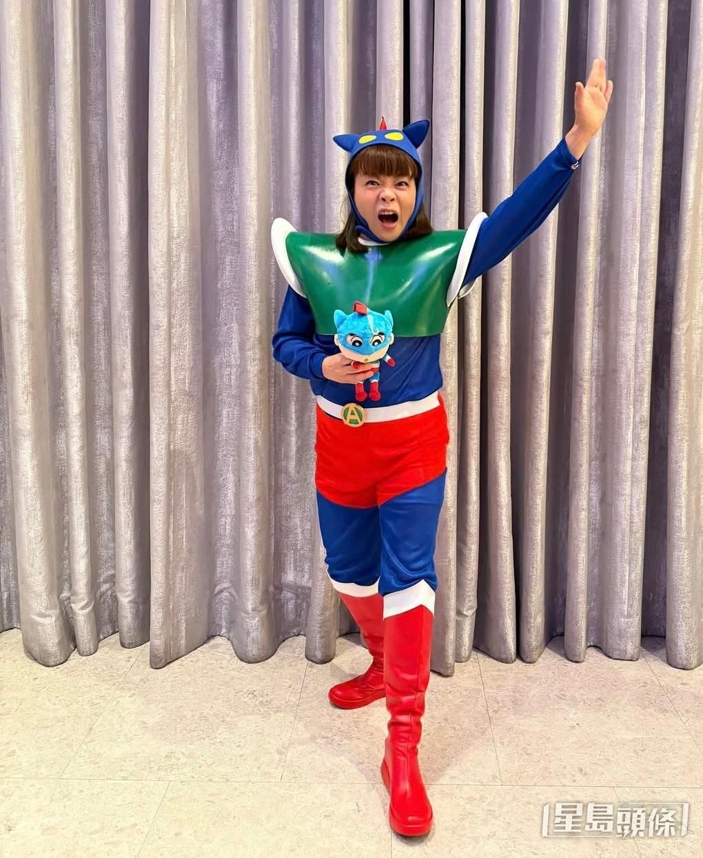 小儀大膽祼辭尋找新生活。 小儀大膽祼辭尋找新生活。