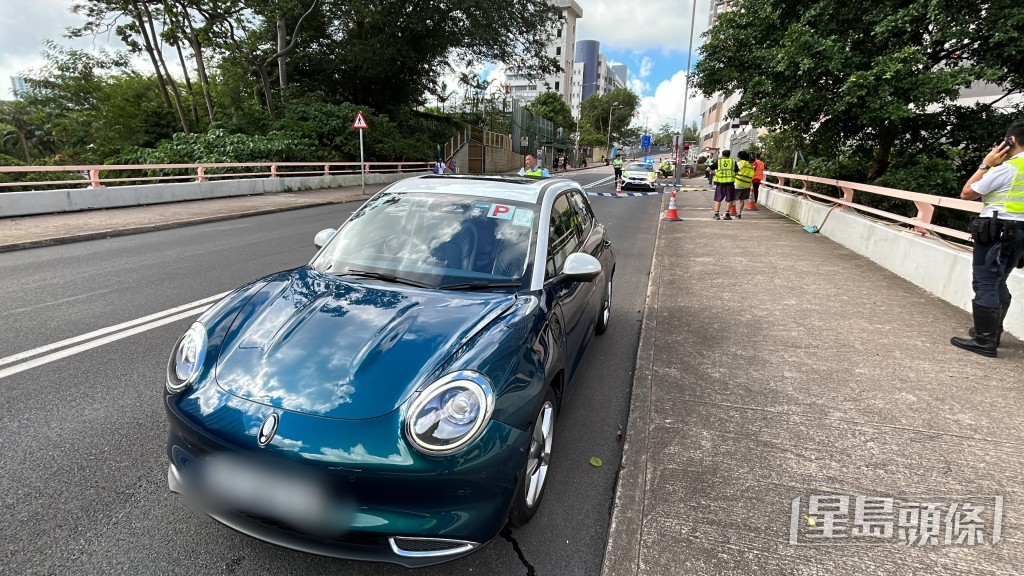 肇事私家車。 肇事私家車。