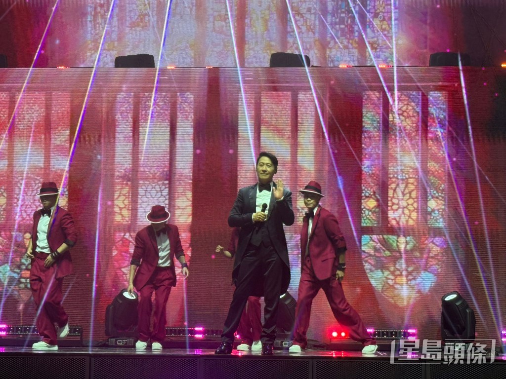 一連10場《Leon黎明紅館演唱會2023》昨晚（22日）進入第9場演出。