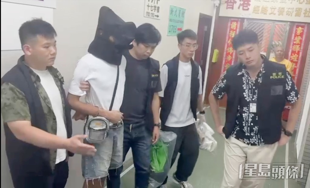 警方拘捕一名41歲本地男子。 警方拘捕一名41歲本地男子。