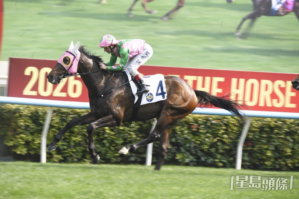 「友瑩仁」上仗終在艾兆禮胯下一放到底贏馬。