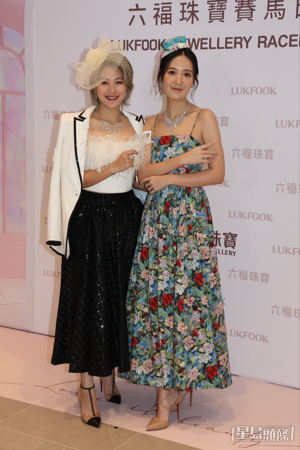 余香凝胞妹余洁滢、吴嘉禧（左）