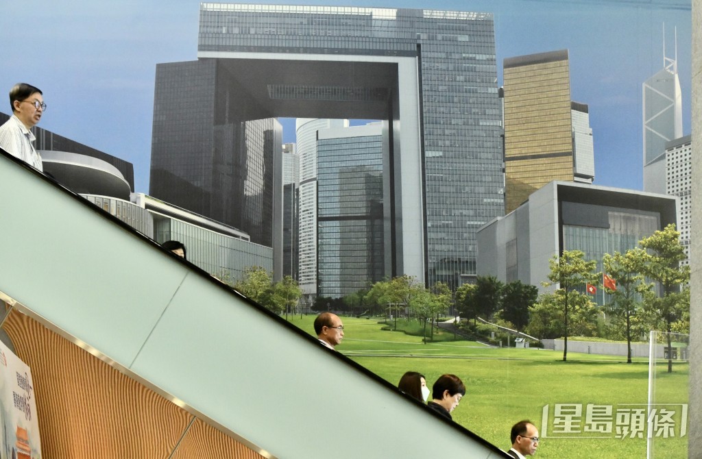 施政報告提及公務員政策的新措施。（資料圖片）