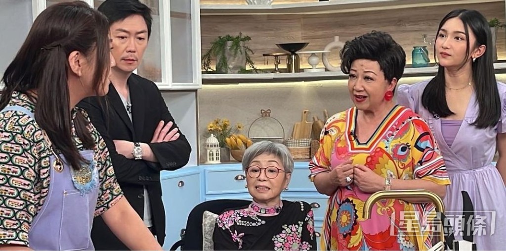 其中一集有李思捷。 其中一集有李思捷。