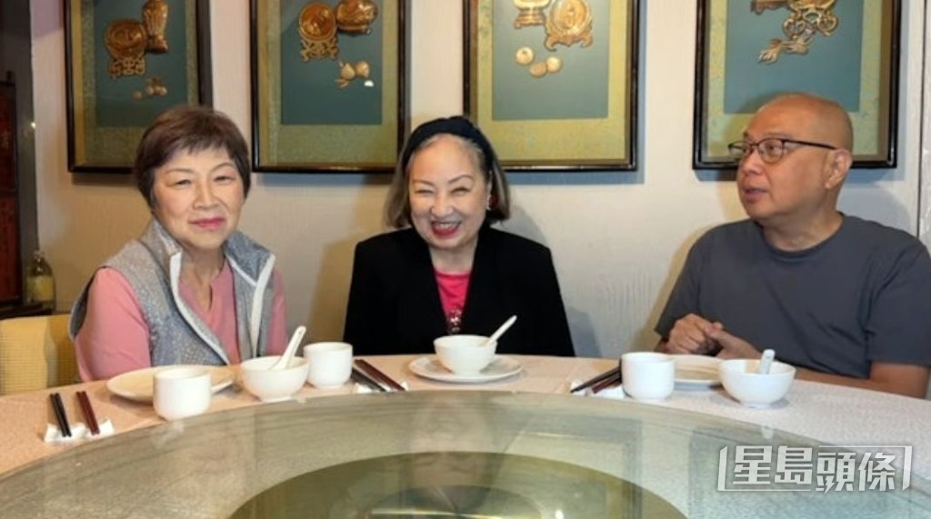 之前Madam跟吳浣儀接受資深製作人楊紹鴻訪問時,自爆曾被後輩教做戲。 之前Madam跟吳浣儀接受資深製作人楊紹鴻訪問時,自爆曾被後輩教做戲。
