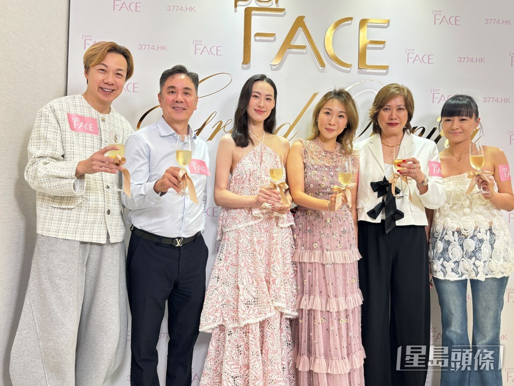 活動中合照。 活動中合照。